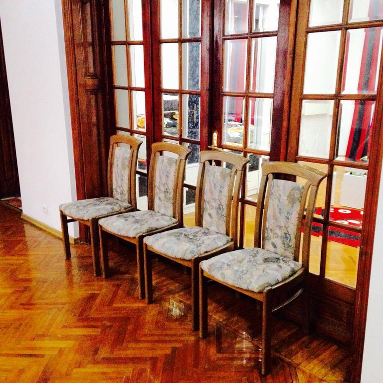Apartment Faryna Bucarest Extérieur photo