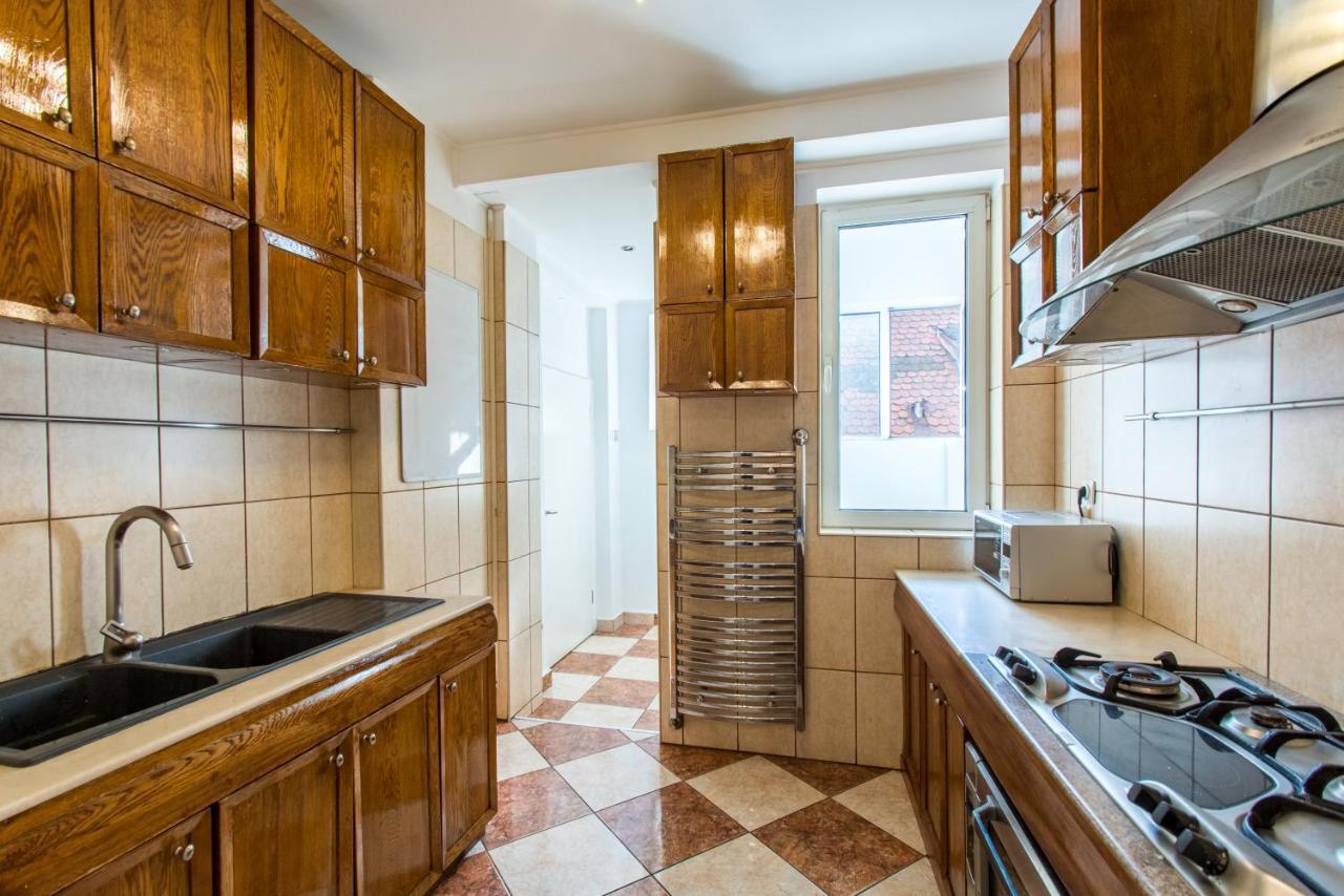 Apartment Faryna Bucarest Extérieur photo