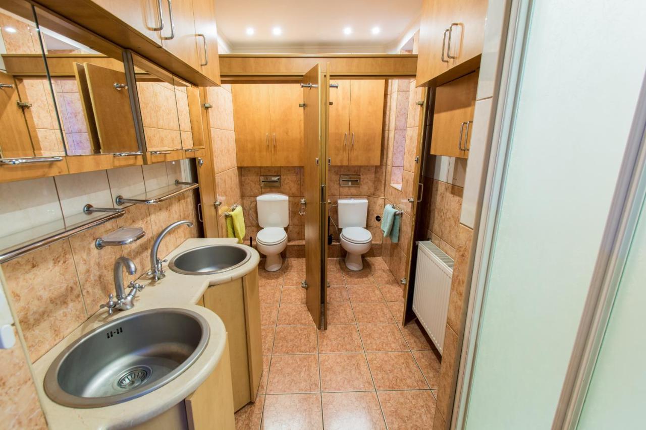 Apartment Faryna Bucarest Extérieur photo