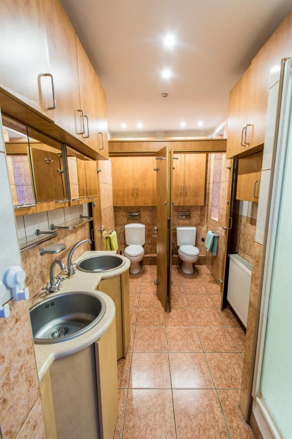 Apartment Faryna Bucarest Extérieur photo
